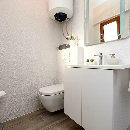 Staro Selo Apartment Bibinje